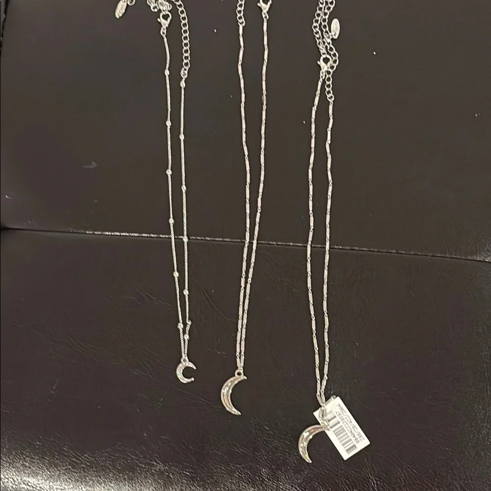 Silver Moon and necklace set Ettika
